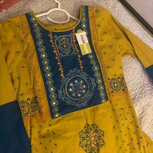 Beautiful brand new Indian dress with color contrast.